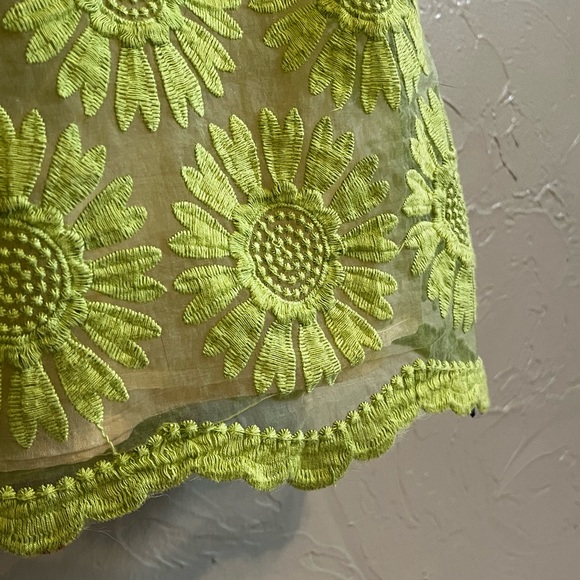 Patterned Green Mod Mini Dress - Picture 4 of 4